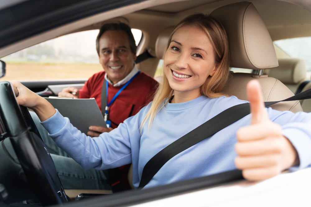 CNH comprar mulher ao volante