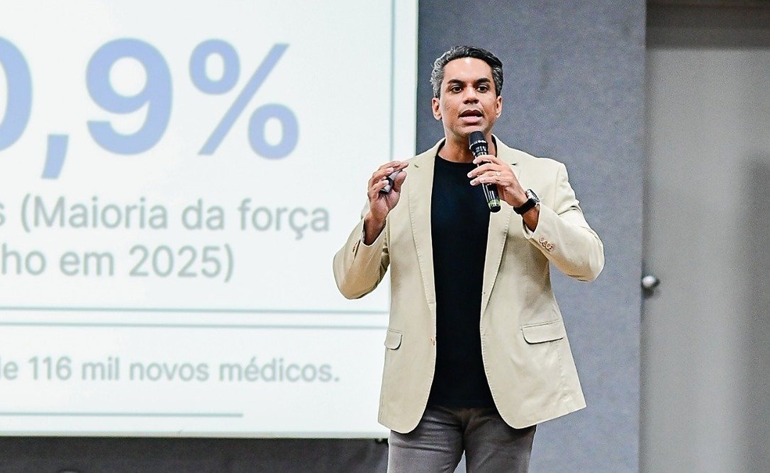 MCOM PHOTO 102026 0659